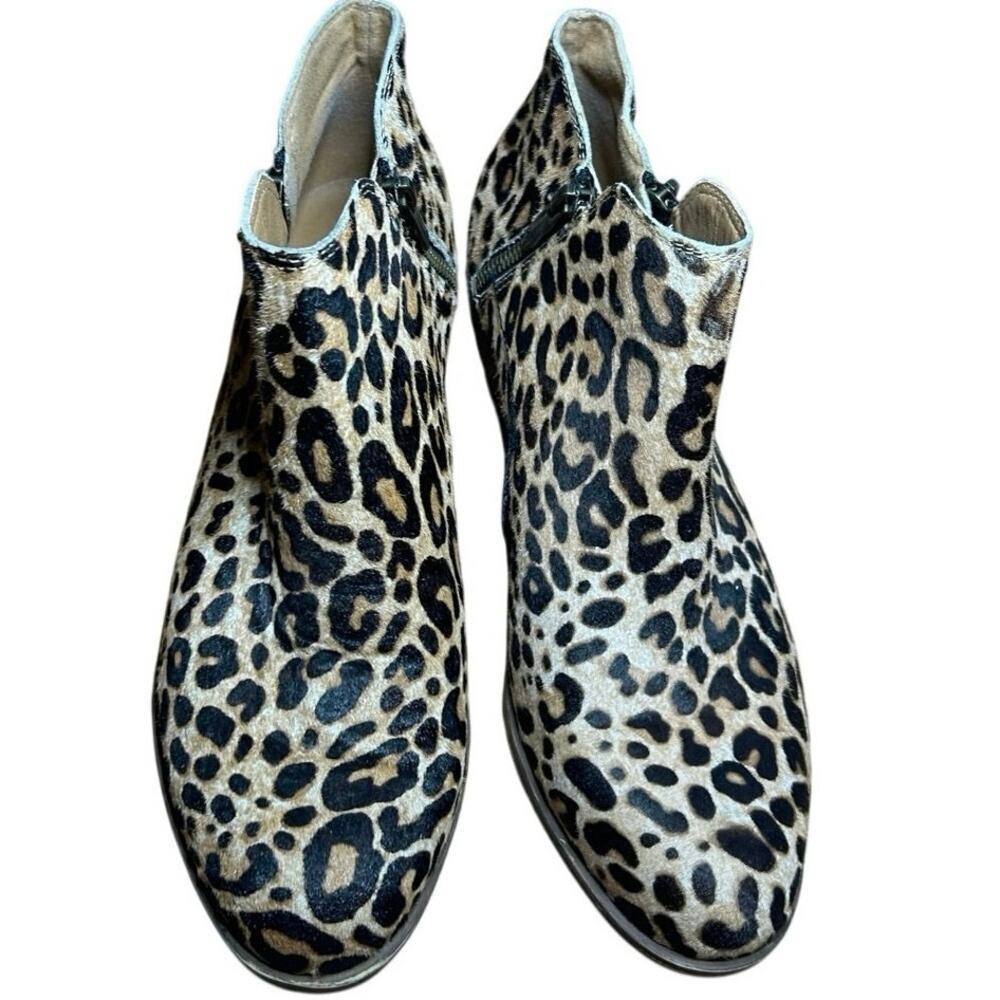 Lucky Brand Basel Double Zipper Ankle Boots Cheetah Leopard Print Leather 8.5